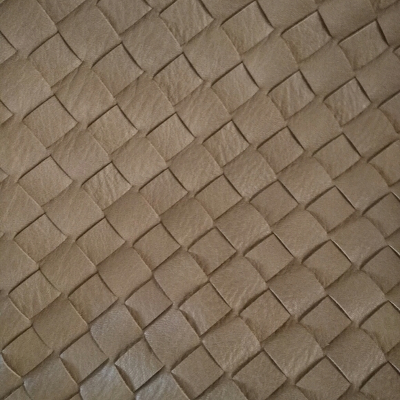 Faux Leather Textured Tote Bag~Purse - Picture 9 of 11